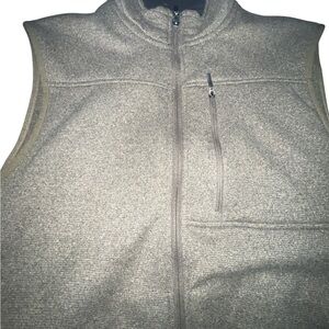 Izod Men's Gray Vest